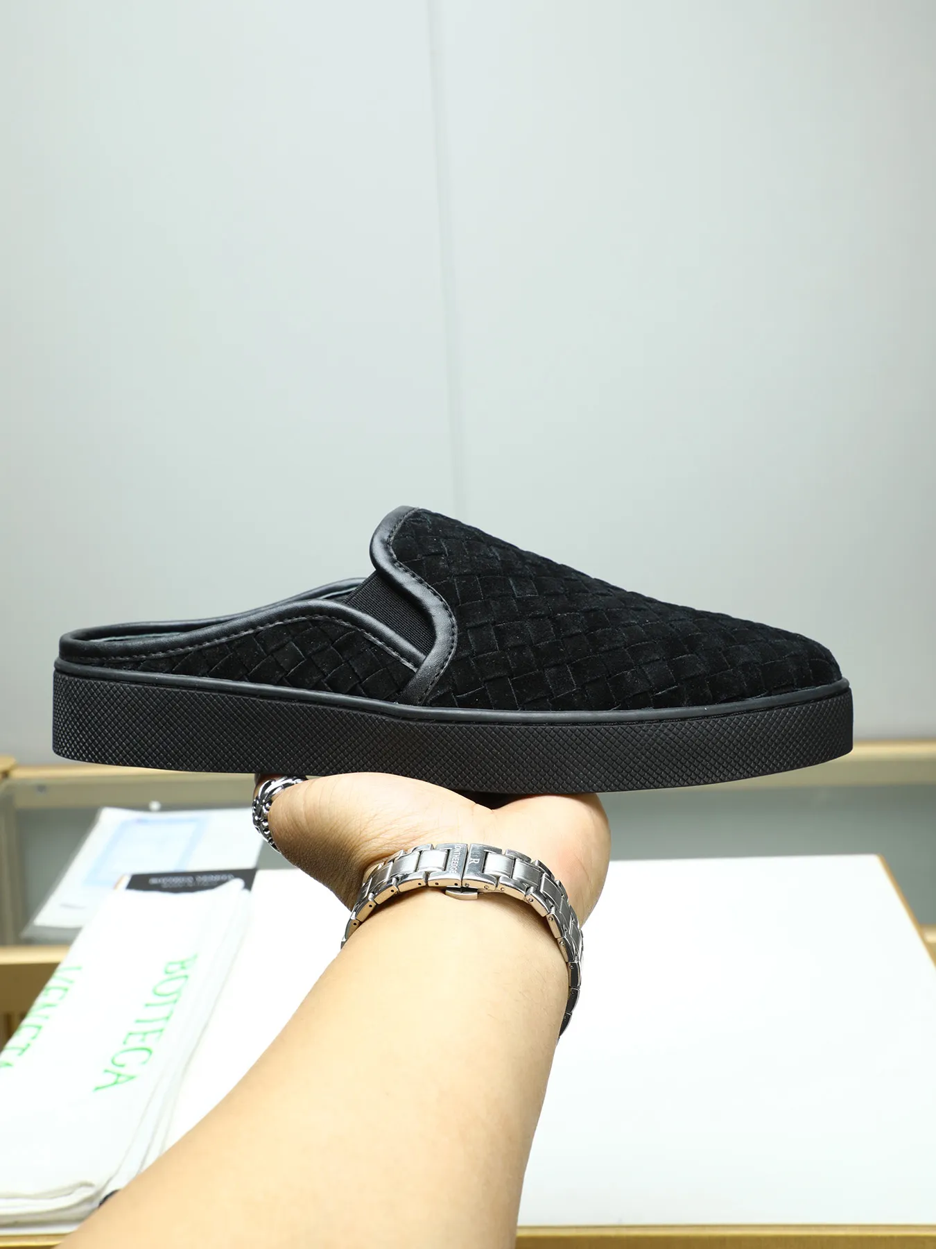 Men's shoes 💰420 [Half drag series] BOTTEG* VENET* - high-end boutique Size: 38-44 (45 customized) BV new product, first-layer cowhide artificially woven classic style harmoniously blends with contemporary fashion temperament, rubber soles are light and flexible, water-dyed sheepskin pads! [Taobao, Tmall, and live streaming are the first choices]